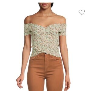 BB DAKOTA by STEVE MADDEN. Off The Shoulder Smocked Crop Top. Sz Small. NWOT